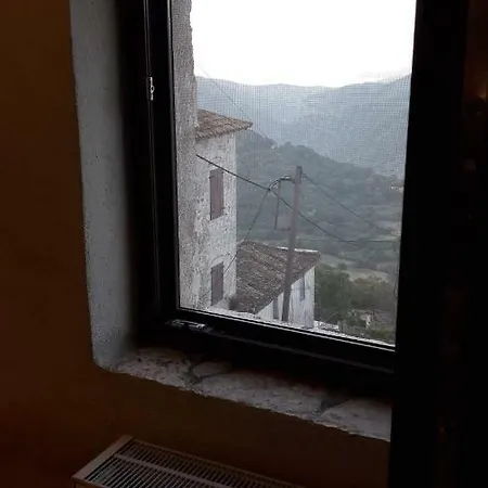 Stone Build Mansion At Apartmán Dimitsana